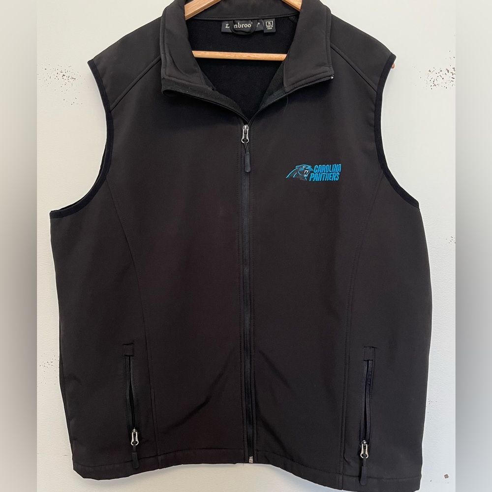 Dunbrooke vest Carolina Panthers print